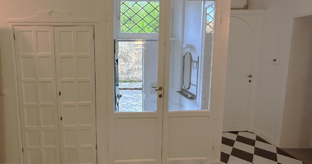 New Quiet Flat - Santa Croce View - Servizi Apartment Florenz