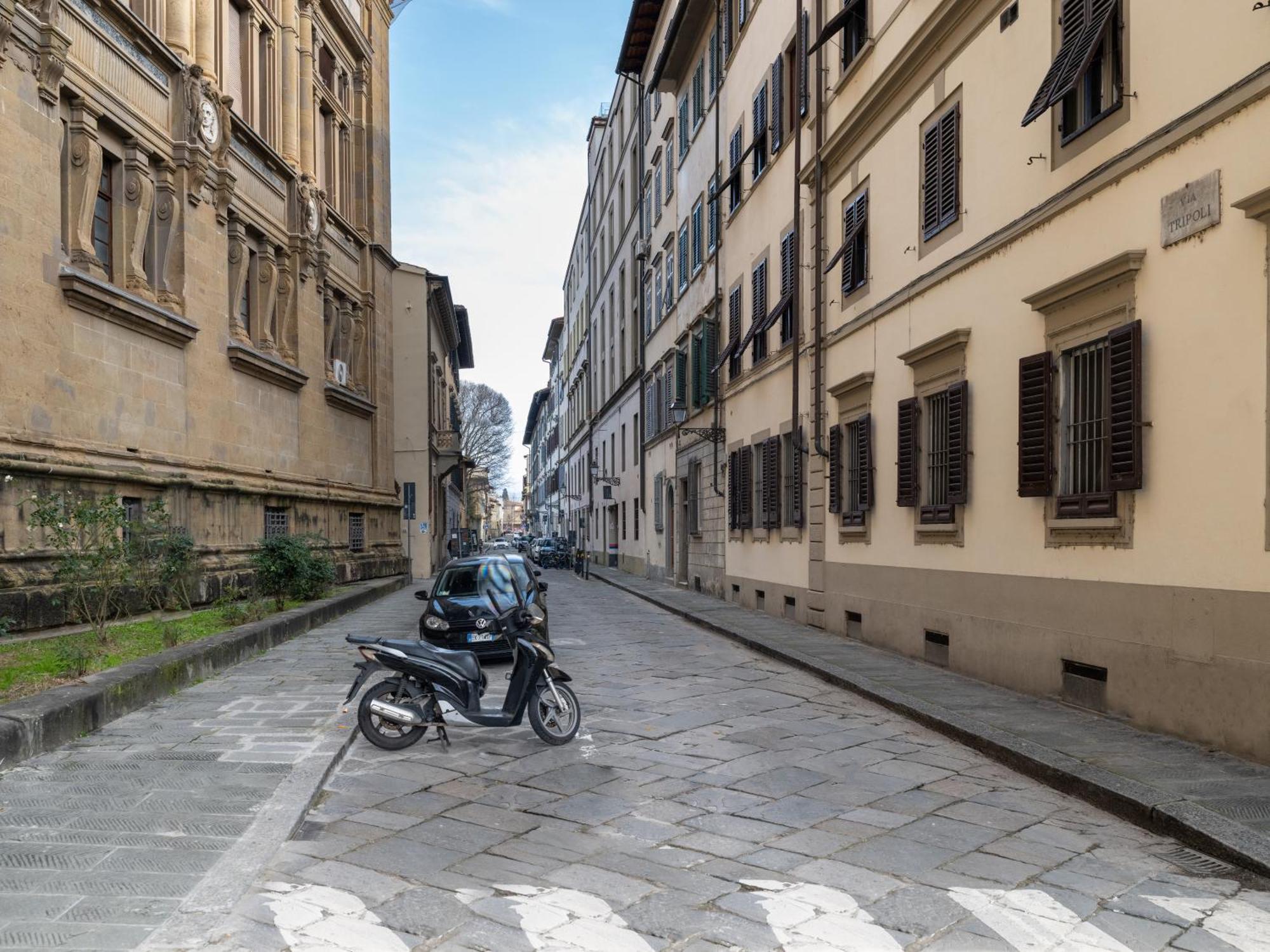 New Quiet Flat - Santa Croce View - Servizi Apartment Florenz